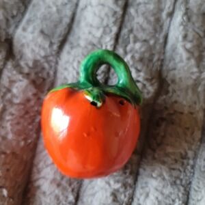 Vintage Tomato Salt/Pepper Shaker Made in‎ Japan ONE SHAKER NO STOPPER